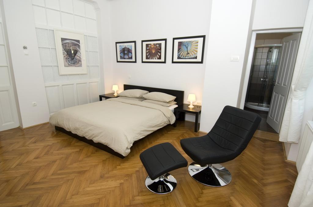 Galeria Rooms Любляна Стая снимка
