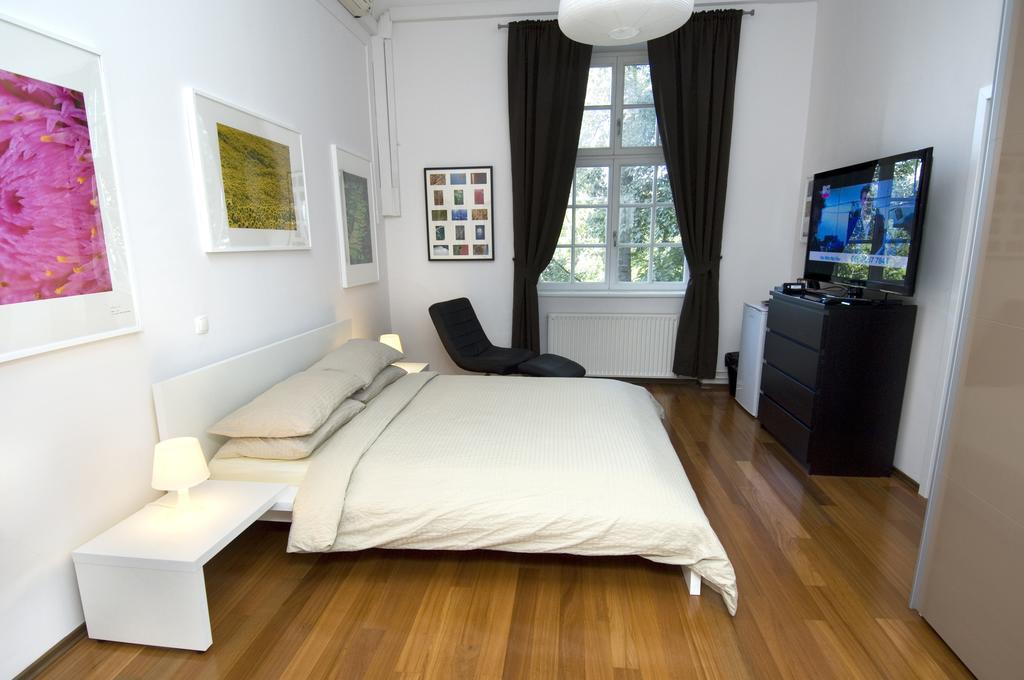 Galeria Rooms Любляна Стая снимка