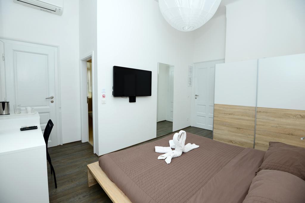 Galeria Rooms Любляна Стая снимка