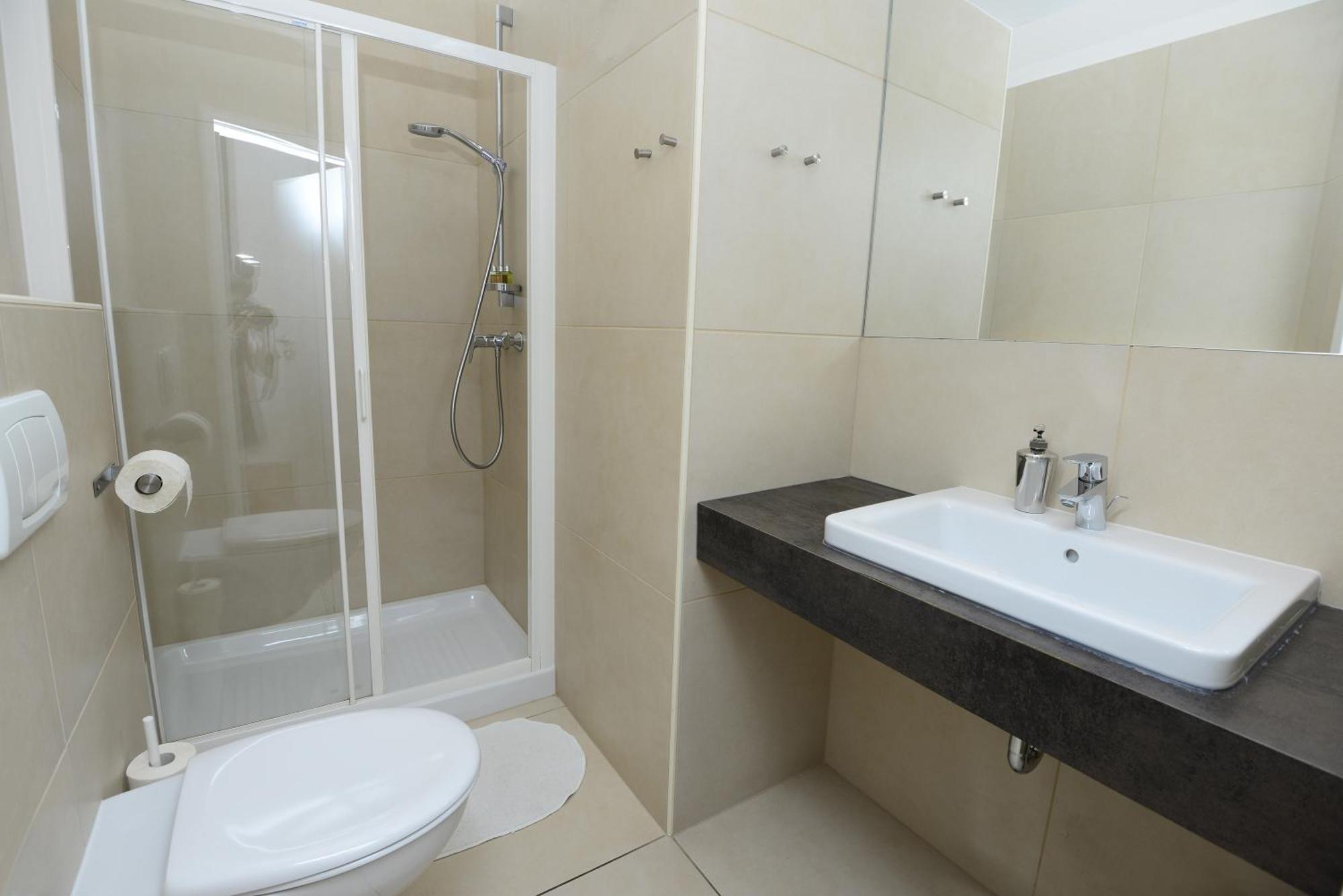 Galeria Rooms Любляна Стая снимка